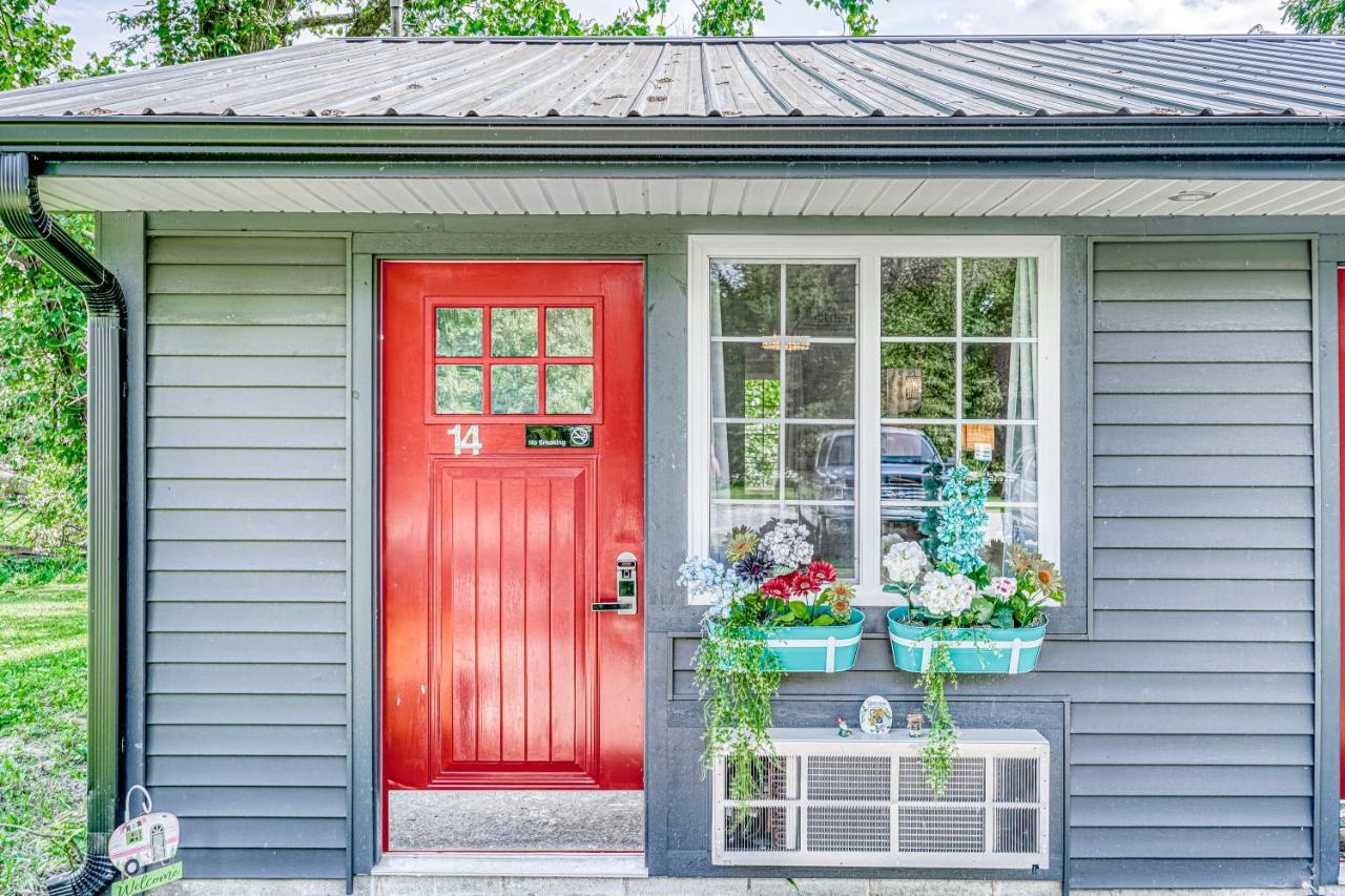 Lighthouse Kitchen Suites Near Auburn Waterloo I-69 Exit 334 Εξωτερικό φωτογραφία