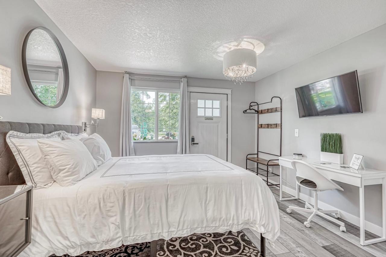 Lighthouse Kitchen Suites Near Auburn Waterloo I-69 Exit 334 Εξωτερικό φωτογραφία