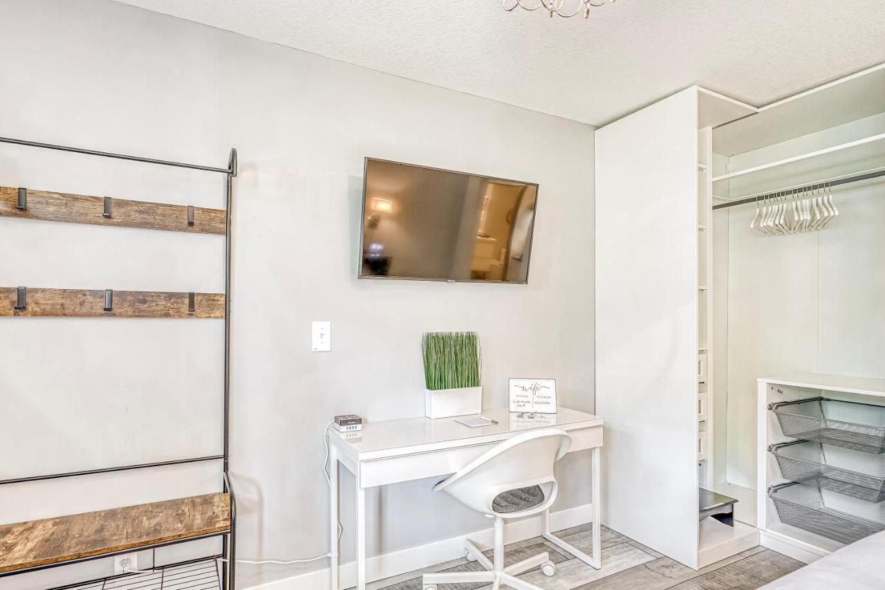 Lighthouse Kitchen Suites Near Auburn Waterloo I-69 Exit 334 Εξωτερικό φωτογραφία