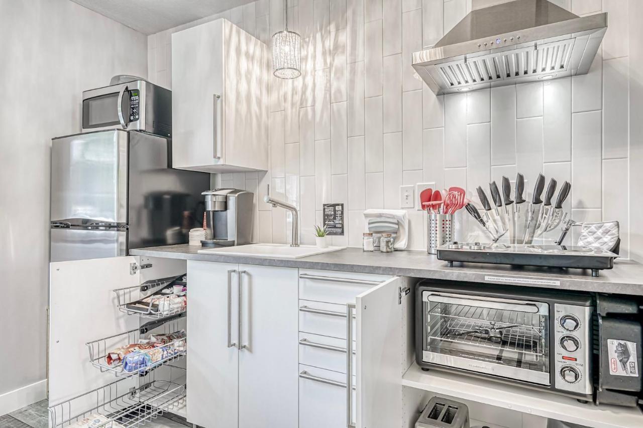 Lighthouse Kitchen Suites Near Auburn Waterloo I-69 Exit 334 Εξωτερικό φωτογραφία